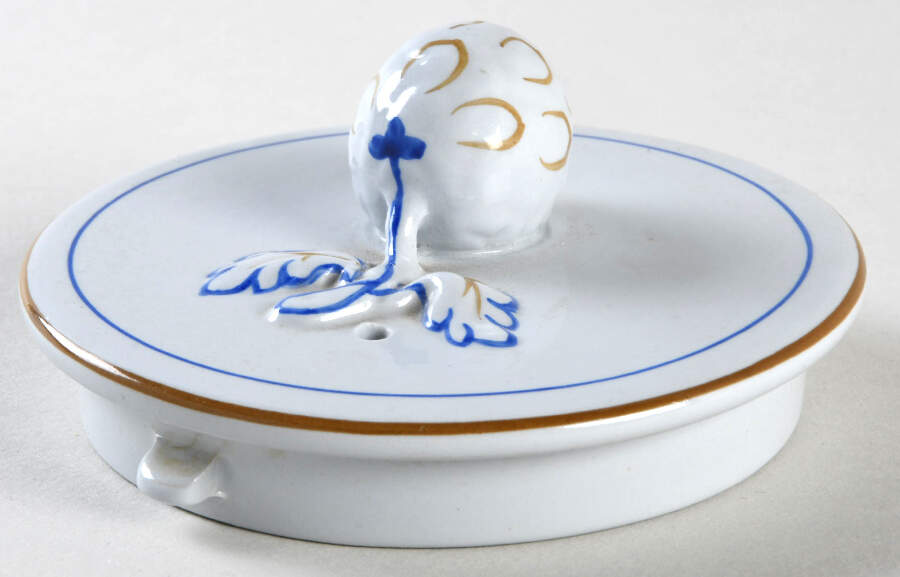 Queen's Bird (Y4973, Blue Gray Body) Lid for Teapot by Spode-1