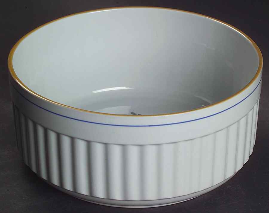 Queen's Bird (Y4973, Blue Gray Body) 7" Souffle by Spode-1