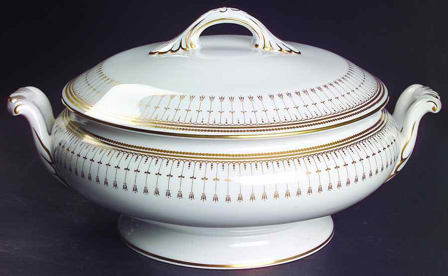 Queen's Gate Round Covered Vegetable by Spode-1