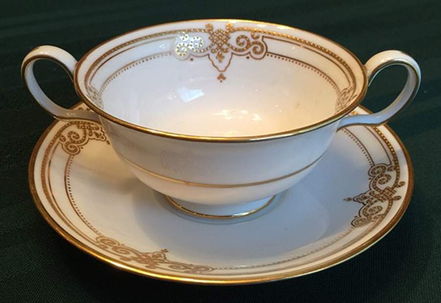 R2044 Footed Cream Soup Bowl & Saucer Set by Spode-1