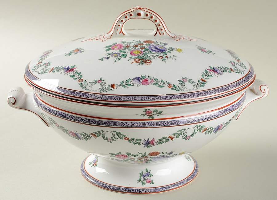 R3912 Round Covered Vegetable by Spode-1