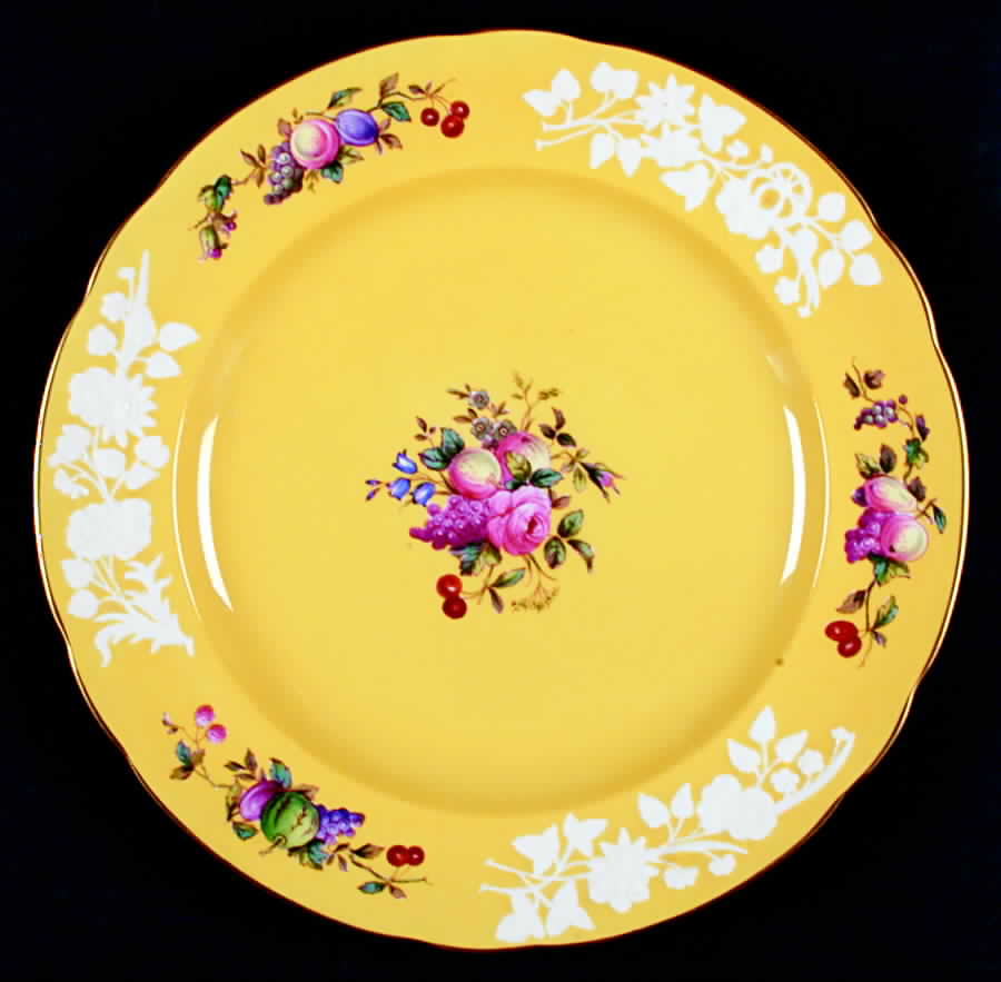 R9058 Dinner Plate by Spode-1