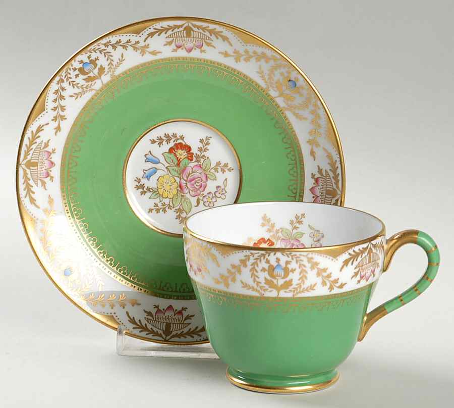 Regent (Y3779) Footed Cup & Saucer Set by Spode-1