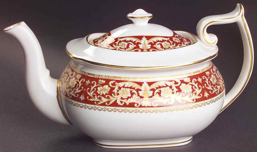 Renaissance Red Teapot & Lid by Spode-1