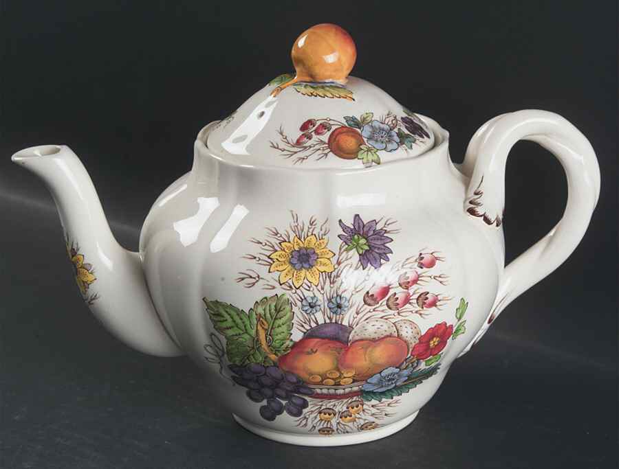 Reynolds Teapot & Lid by Spode-1