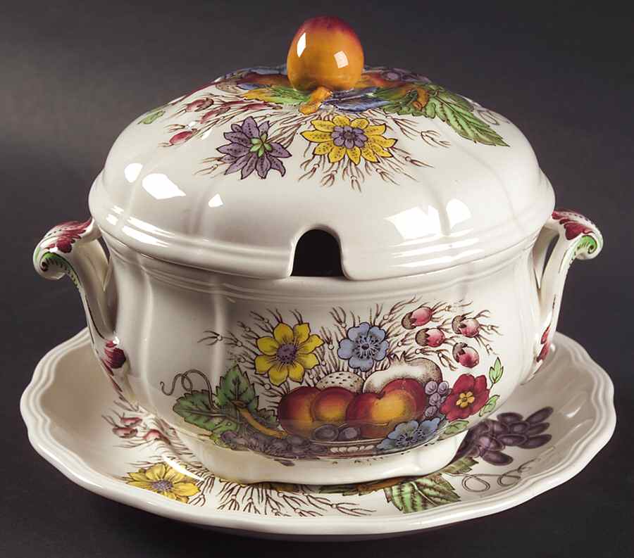 Reynolds Sauce Boat & Lid with Underplate by Spode-1