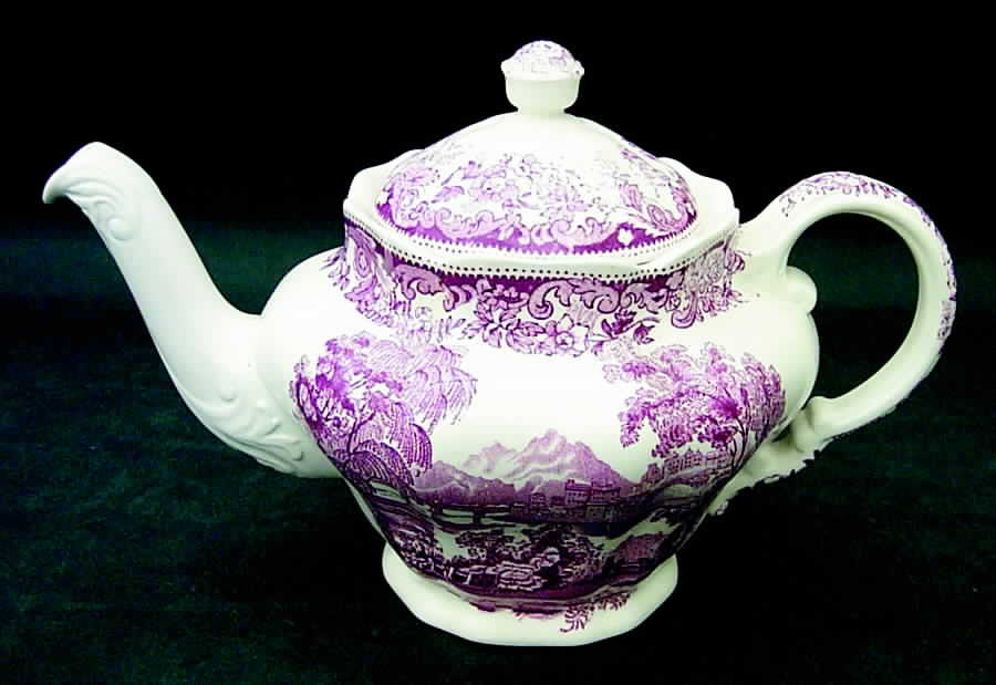 Rhine Pink Teapot & Lid by Spode-1