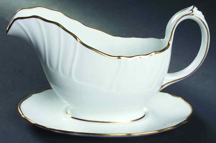 Richelieu Gravy Boat with Attached Underplate by Spode-1