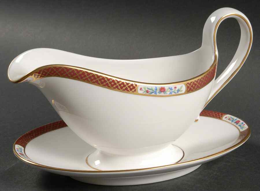 Richmond Gravy Boat with Attached Underplate by Spode-1