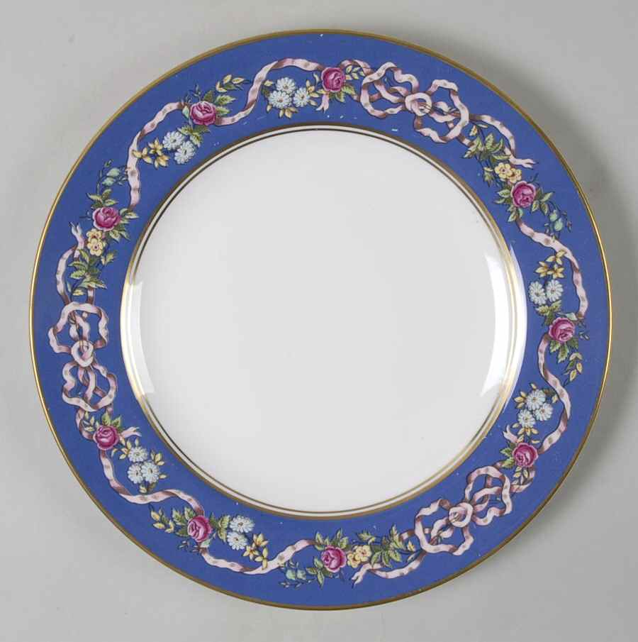Ribbons & Roses Luncheon Plate by Spode-1