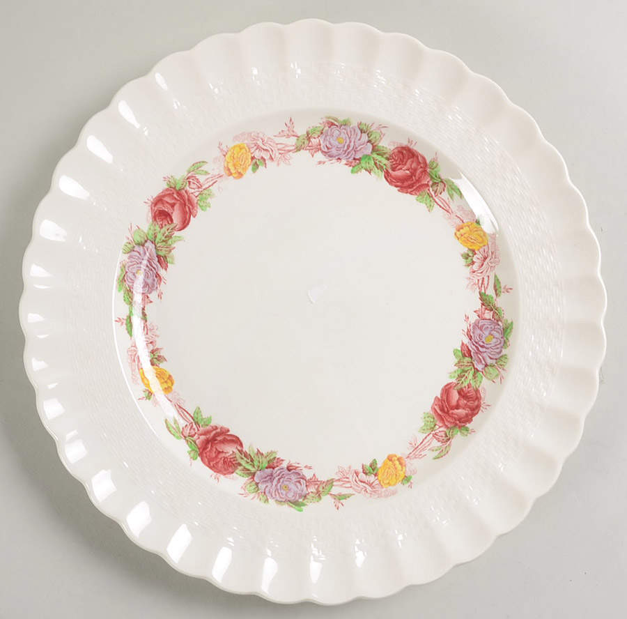 Rose Briar Dinner Plate by Spode-1