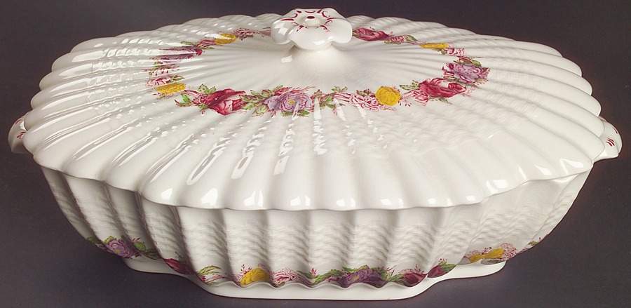 Rose Briar Oval Covered Vegetable by Spode-1
