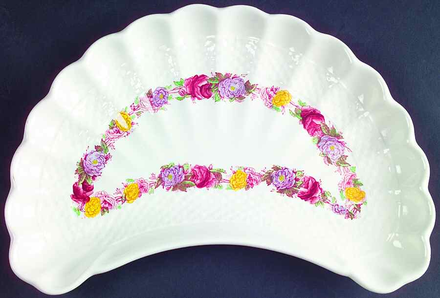 Rose Briar Crescent Salad Plate by Spode-1