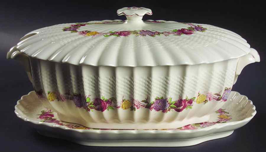 Rose Briar Tureen & Lid w/Underplate by Spode-1
