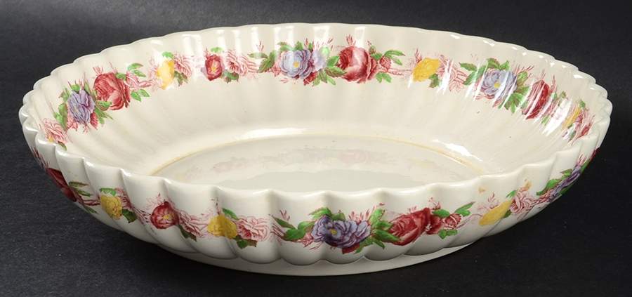 Rose Briar 10" Round Fluted Bowl by Spode-1