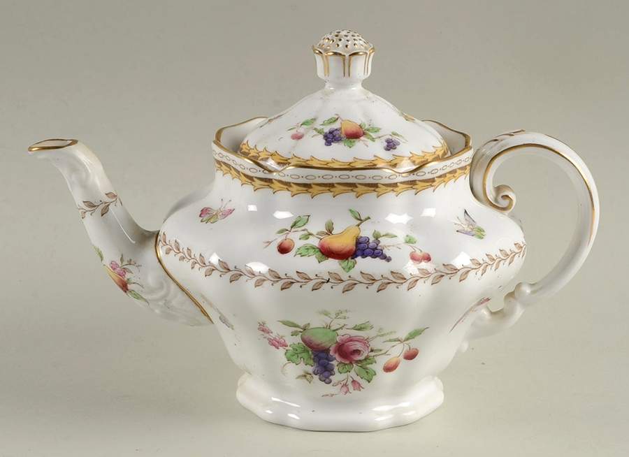 Rockingham (White Or Cream Body, Gold) Mini Teapot & Lid by Spode-1
