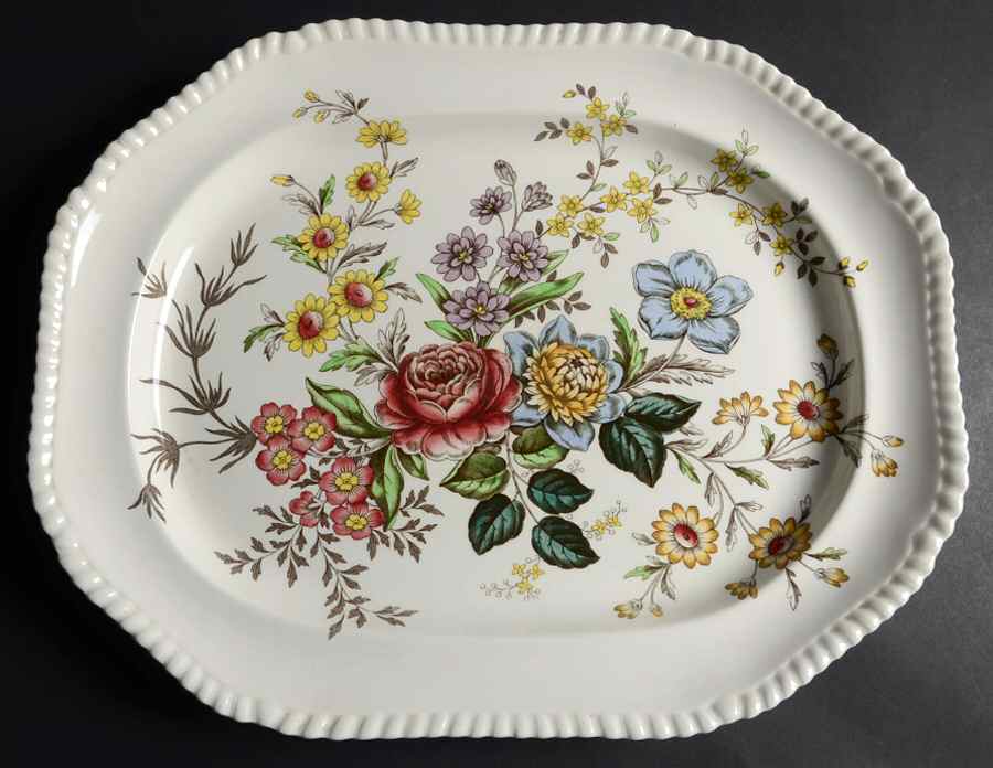Romney (Gadroon Shape) 17" Oval Serving Platter by Spode-1