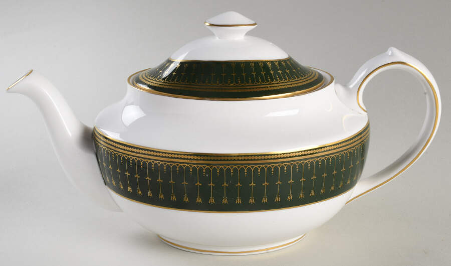 Royal Windsor Teapot & Lid by Spode-1