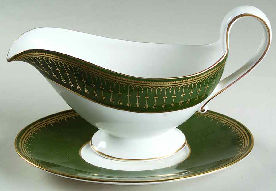 Royal Windsor Gravy Boat & Underplate by Spode-1