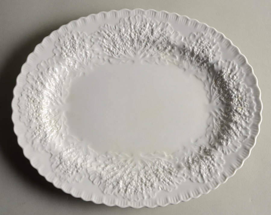 Savoy White (No Trim) 11" Oval Serving Platter by Spode-1