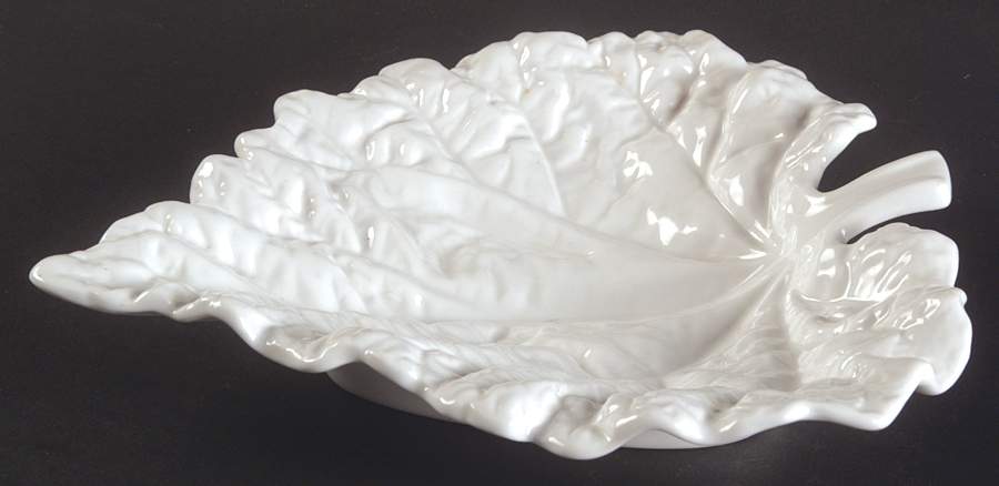 Savoy White (No Trim) 7" Leaf Dish by Spode-1
