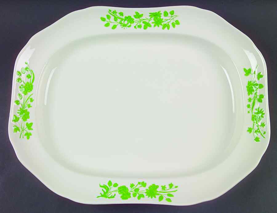 Shamrock 16" Oval Serving Platter by Spode-1