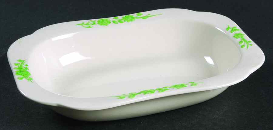 Shamrock 8" Oval Vegetable Bowl by Spode-1