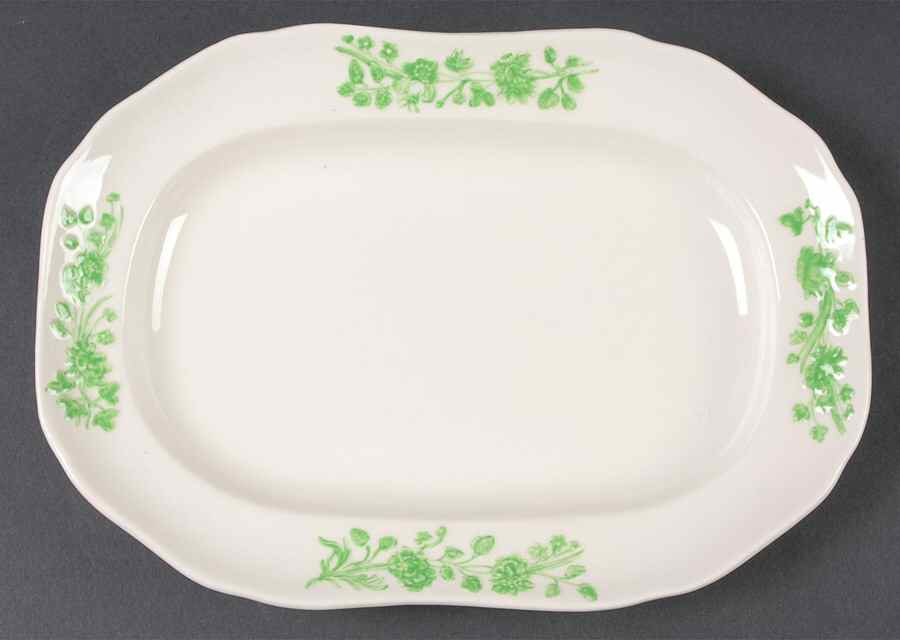 Shamrock 10" Oval Serving Platter by Spode-1