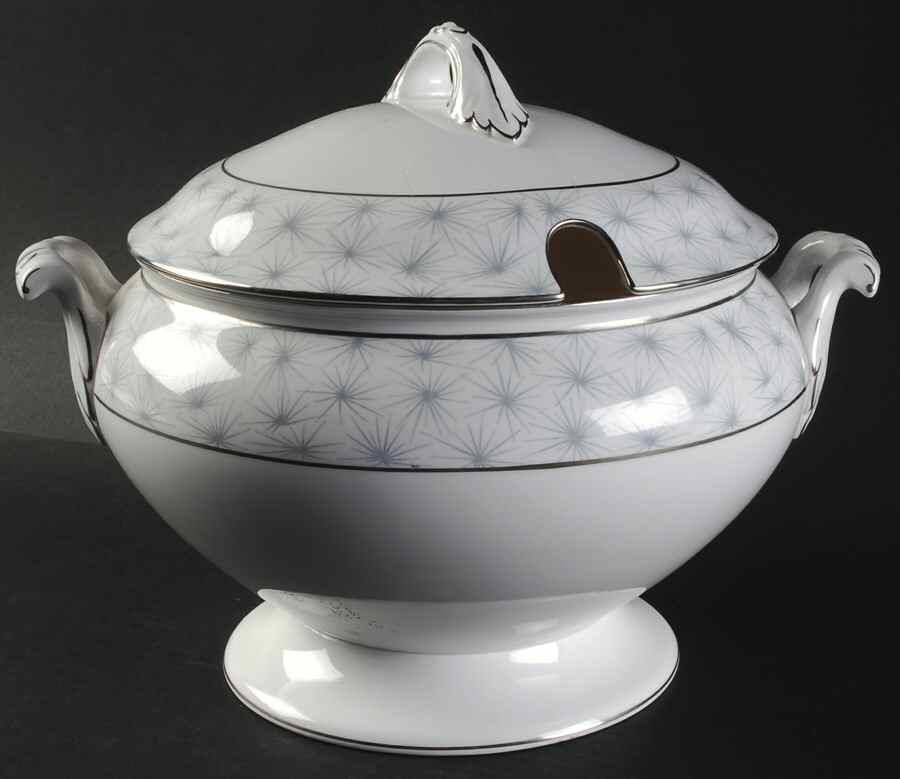 Silver Mist Tureen &  Lid by Spode-1