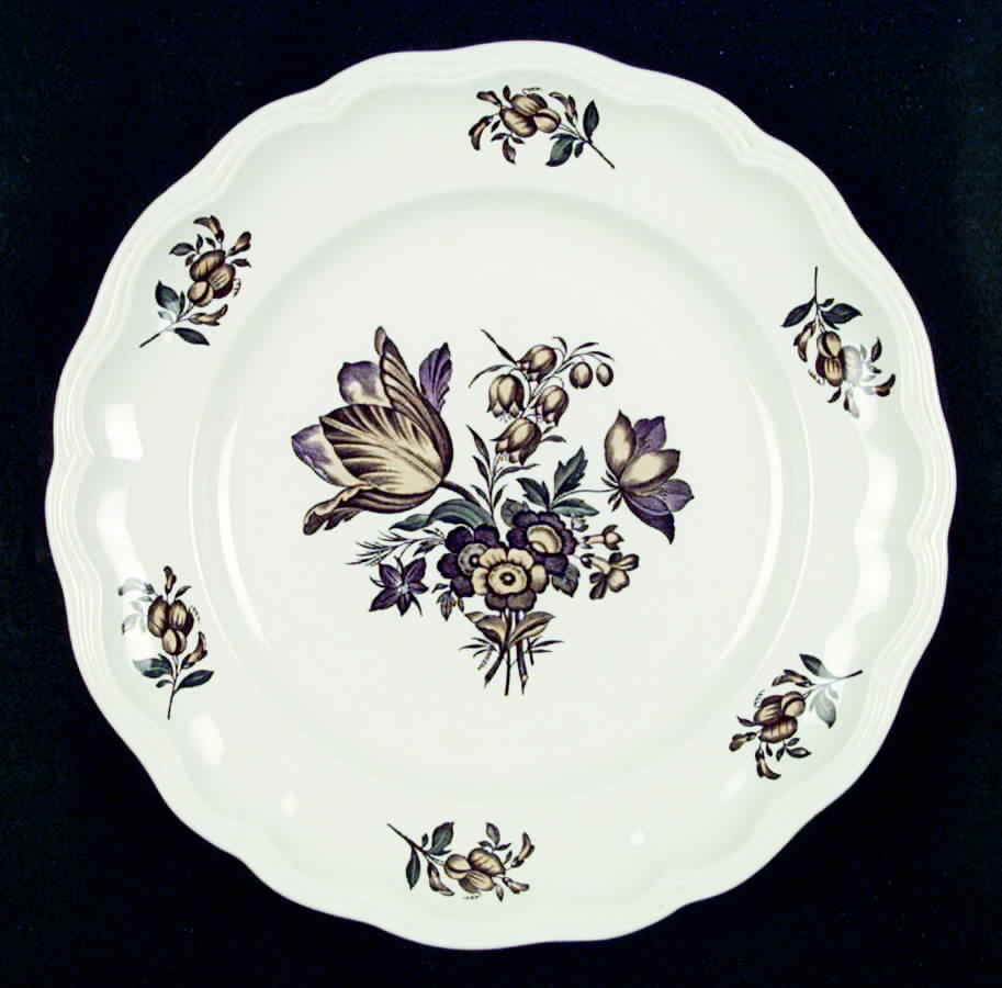 SP12 Dinner Plate by Spode-1