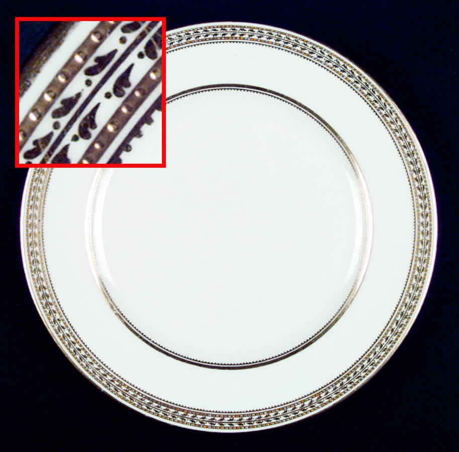 R2219 Dinner Plate by Spode-1