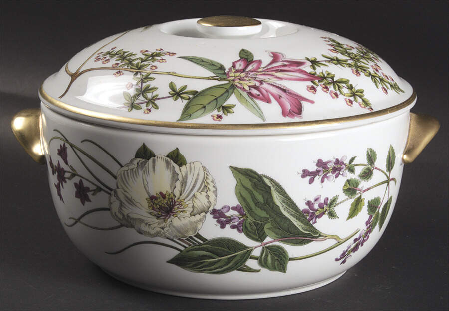 Stafford Flowers 2 Qt Round Covered Oven-To-Table Casserole by Spode-1