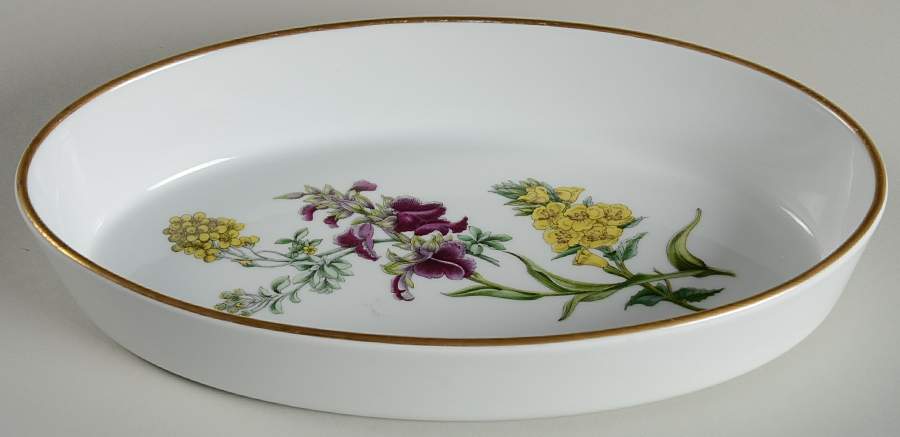 Stafford Flowers 10" Oval Oven-to-Table Baker by Spode-1