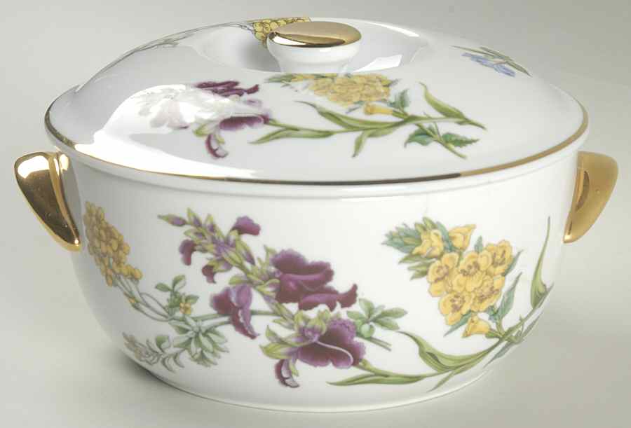 Stafford Flowers 1 Qt Round Oven To Table Covered Casserole by Spode-1