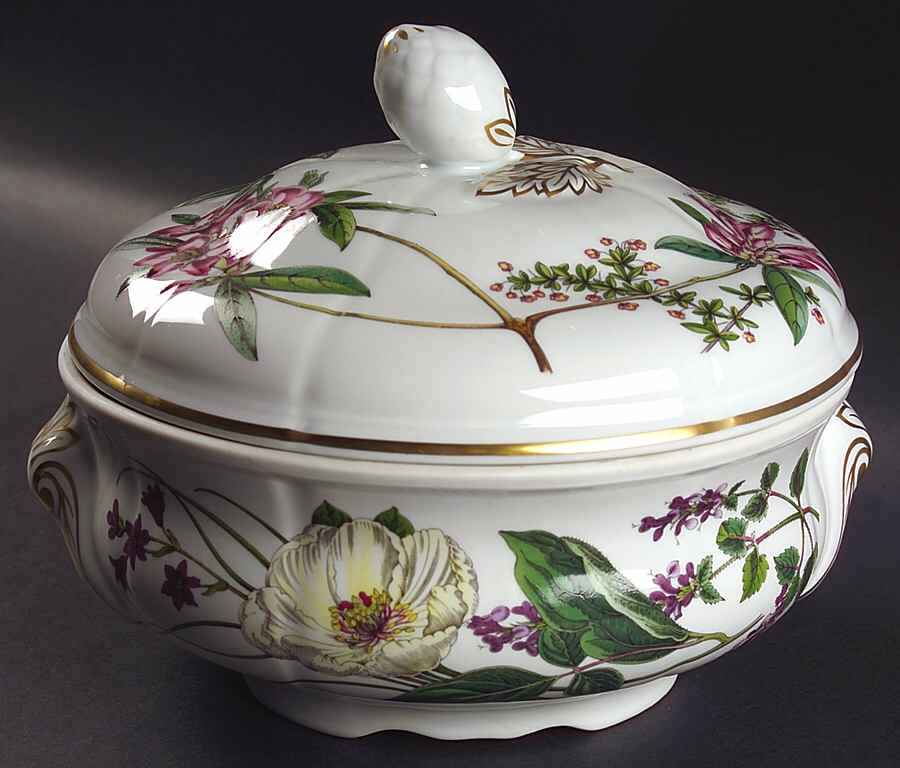 Stafford Flowers 2.5 Qt Round Covered Oven-to-Table Casserole by Spode-1