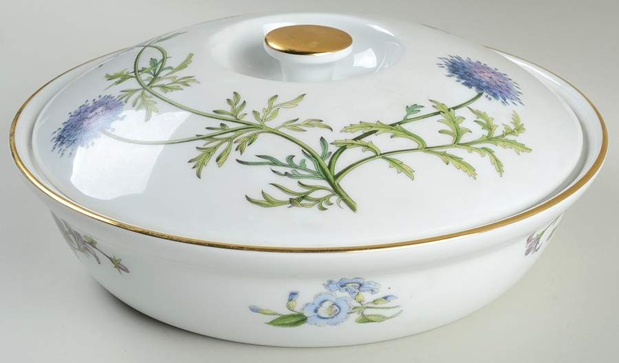 Stafford Flowers 2.25 Qt Round Covered Casserole by Spode-1