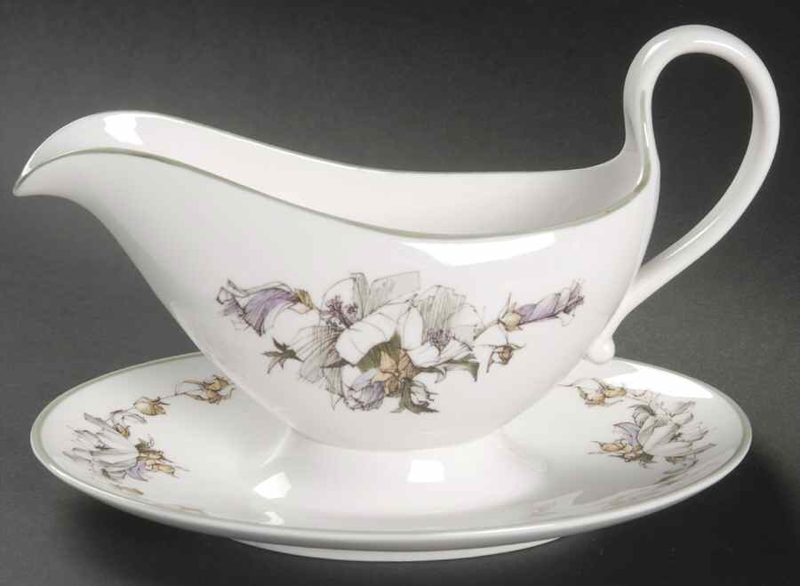 Summerfield Gravy Boat with Attached Underplate by Spode-1