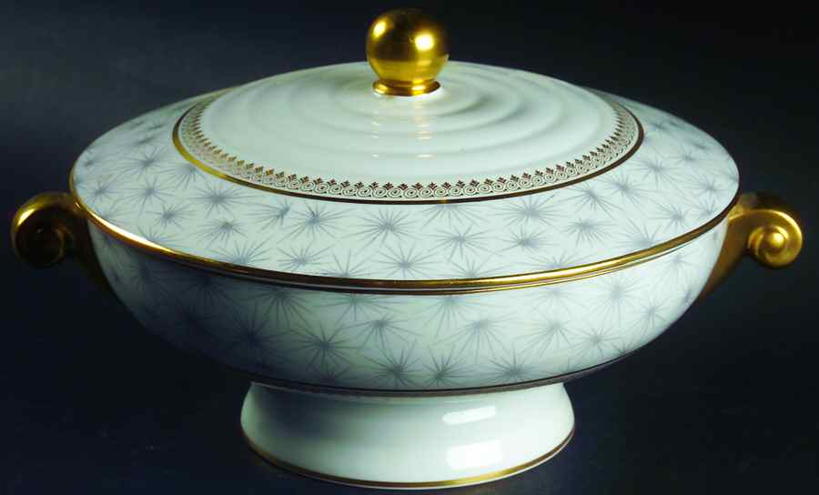 Thistledown Round Covered Vegetable by Spode-1
