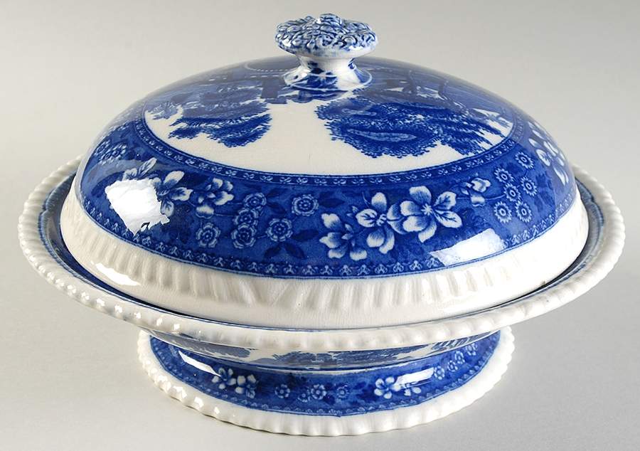 Tower Blue (No #, Older, Gadroon) Footed Round Covered Vegetable by Spode-1