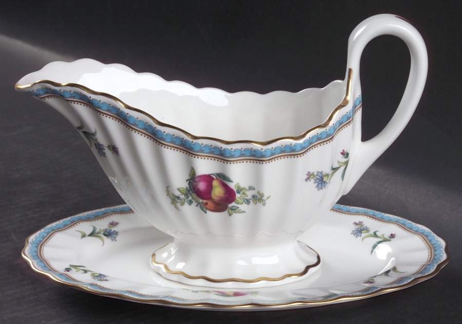Trapnell Sprays  (ENGLAND) Gravy Boat & Underplate/Relish by Spode-1