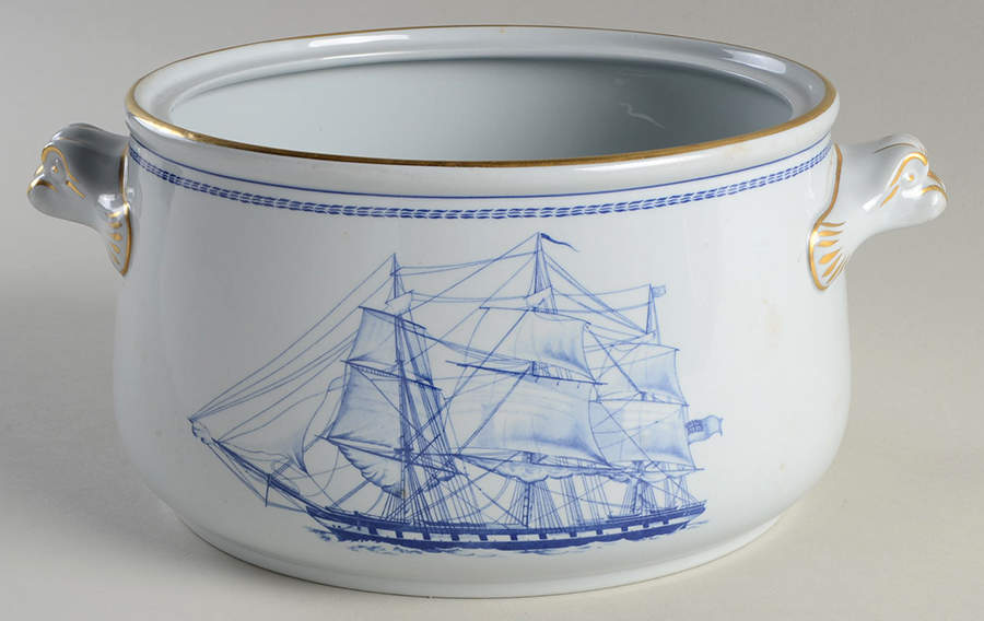 Trade Winds Blue 2.5 Qt Round Casserole No Lid by Spode-1