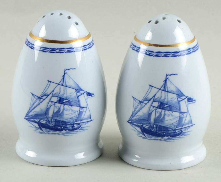 Trade Winds Blue Salt & Pepper Set by Spode-1