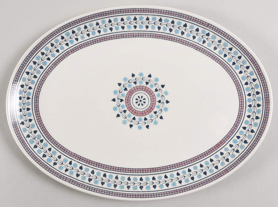 Tuscan 13" Oval Serving Platter by Spode-1