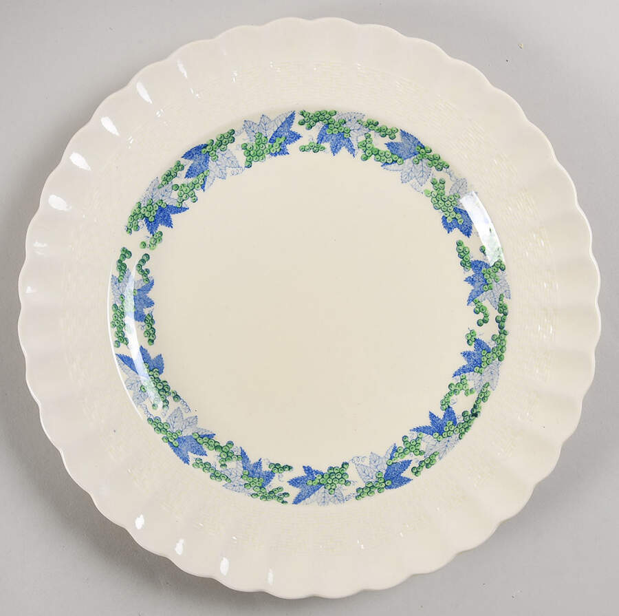 Valencia Green (No Trim or Verge) Dinner Plate by Spode-1