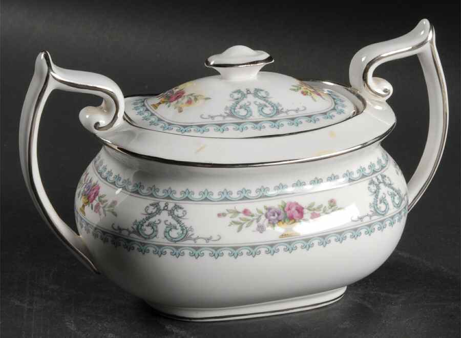 Versailles Sugar Bowl & Lid by Spode-1