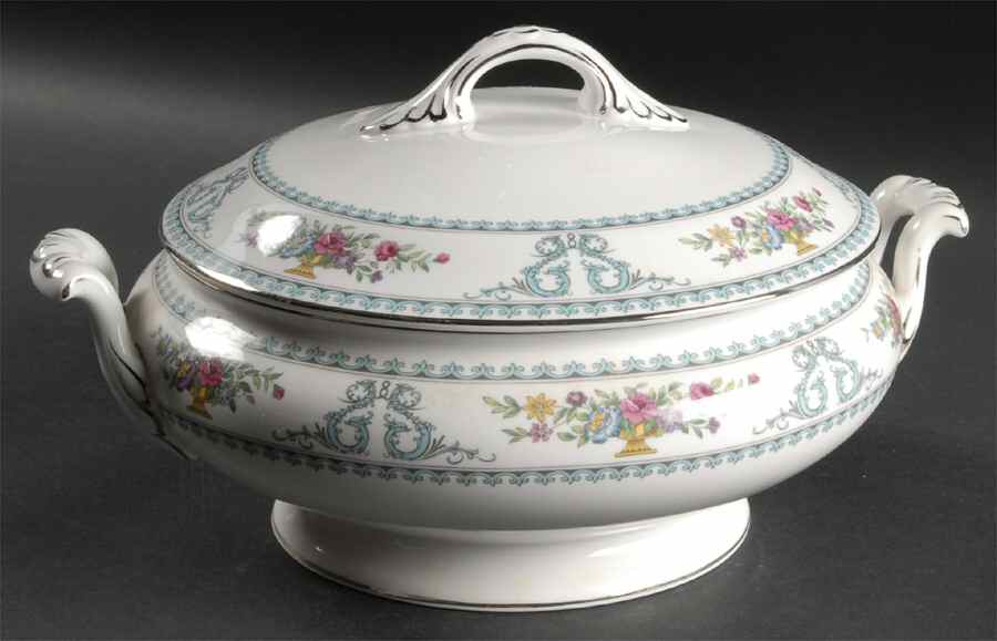 Versailles Round Covered Vegetable by Spode-1