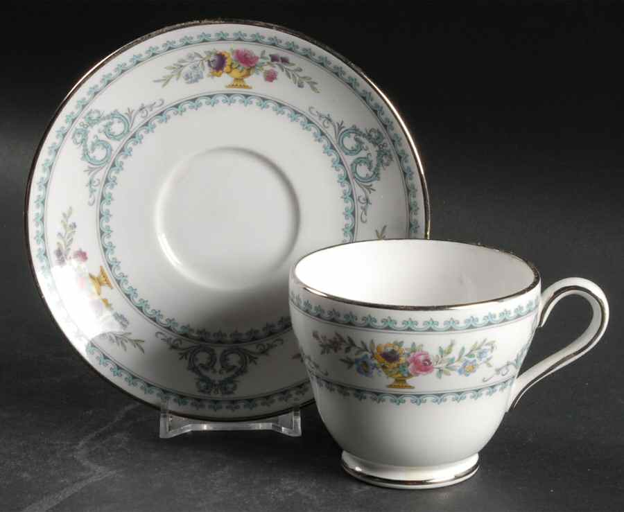 Versailles Footed Cup & Saucer Set by Spode-1