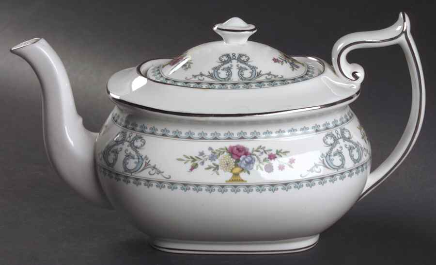 Versailles Teapot & Lid by Spode-1