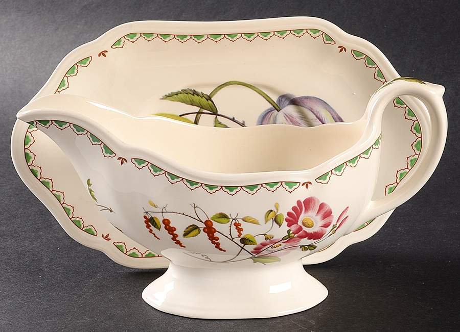 Victoria Gravy Boat & Underplate by Spode-1