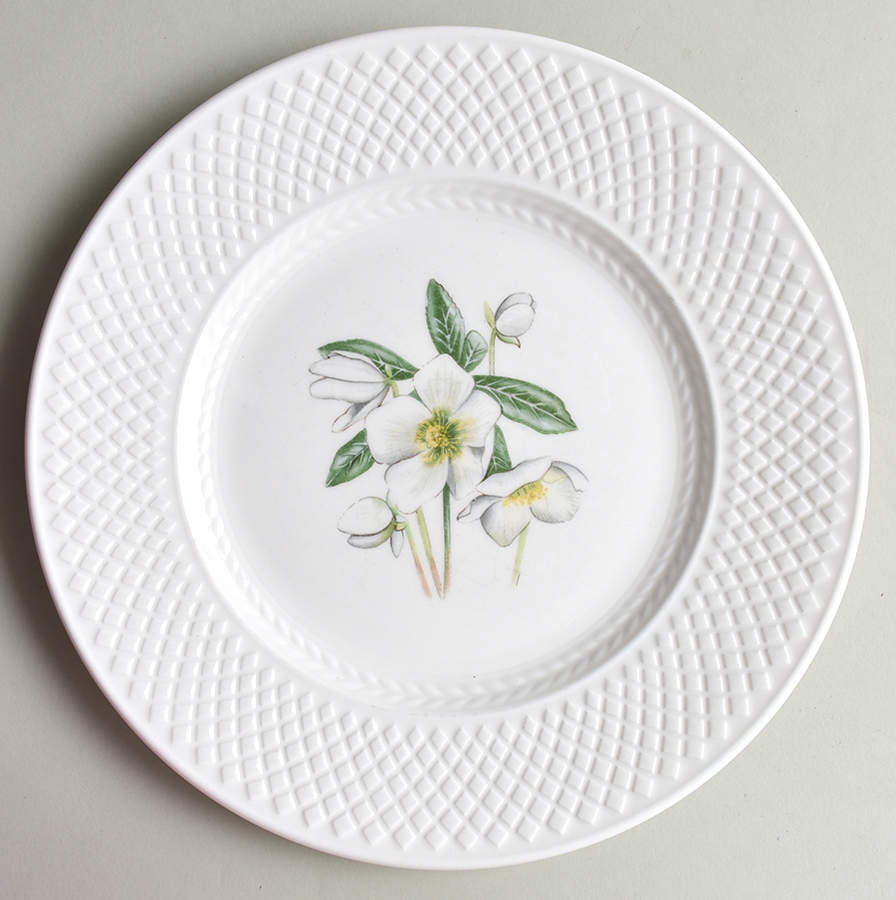 Virginia (Bone, Newer) Accent Luncheon Plate by Spode-1